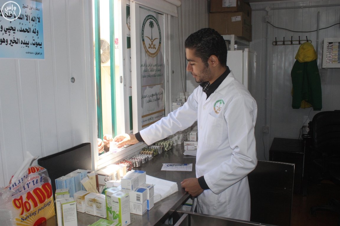 العيادات التخصصية السعوديّة تعالج 2477 حالة مرضيّة في مُخيم الزعتري