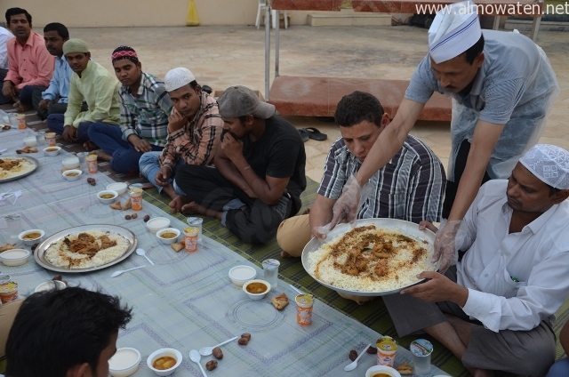 بالصور.. ” المواطن” توثق مخيمات الإفطار بنجران