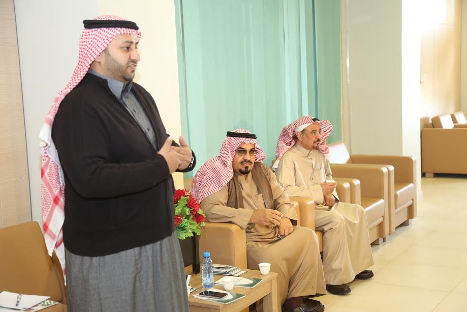 مدير جامعة شقراء في مؤتمر صحفي3