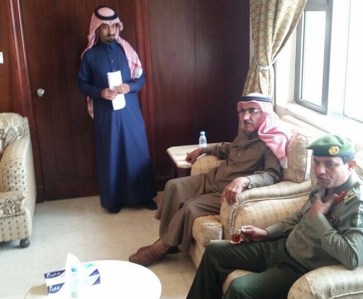 مدير جوازات عسير العميد سعد بن ابراهيم الخالدي يتفقد شعبة جوازات خميس مشيط (1)