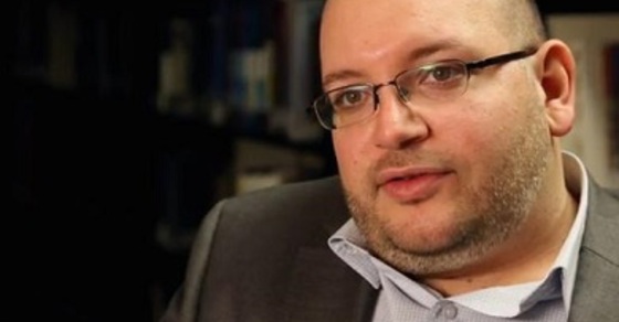 مراسل أمريكي يقاضي طهران.. عذبته 18 شهراً في سجونها