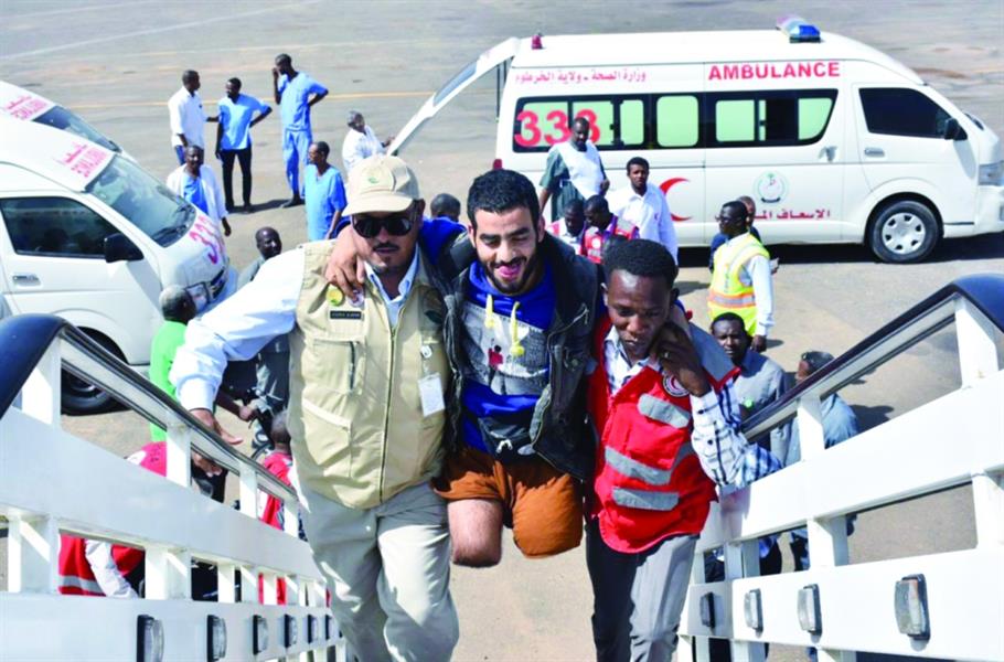 مركز الملك سلمان يسهل مهمة فريق طبي لمعالجة اليمنيين في شرورة