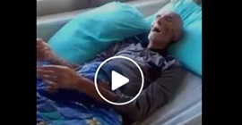بالفيديو.. مريض في غيبوبة يتوضأ كلما أتى وقت الصلاة