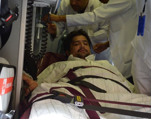 جراحة بمستشفى الملك خالد تمكن مريضاً من الحركة على قدميه