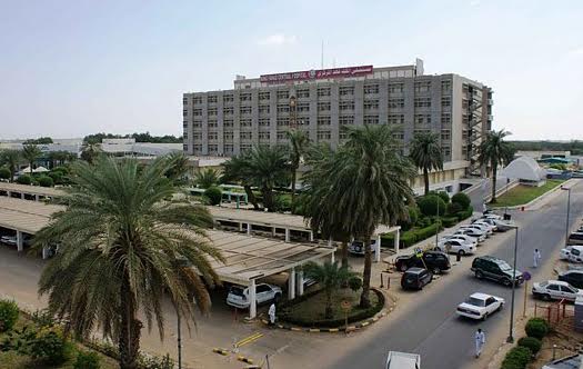 مستشفى الملك فهد بجازان دون تكييف منذ 6 أشهر والصحة تعد بالحل