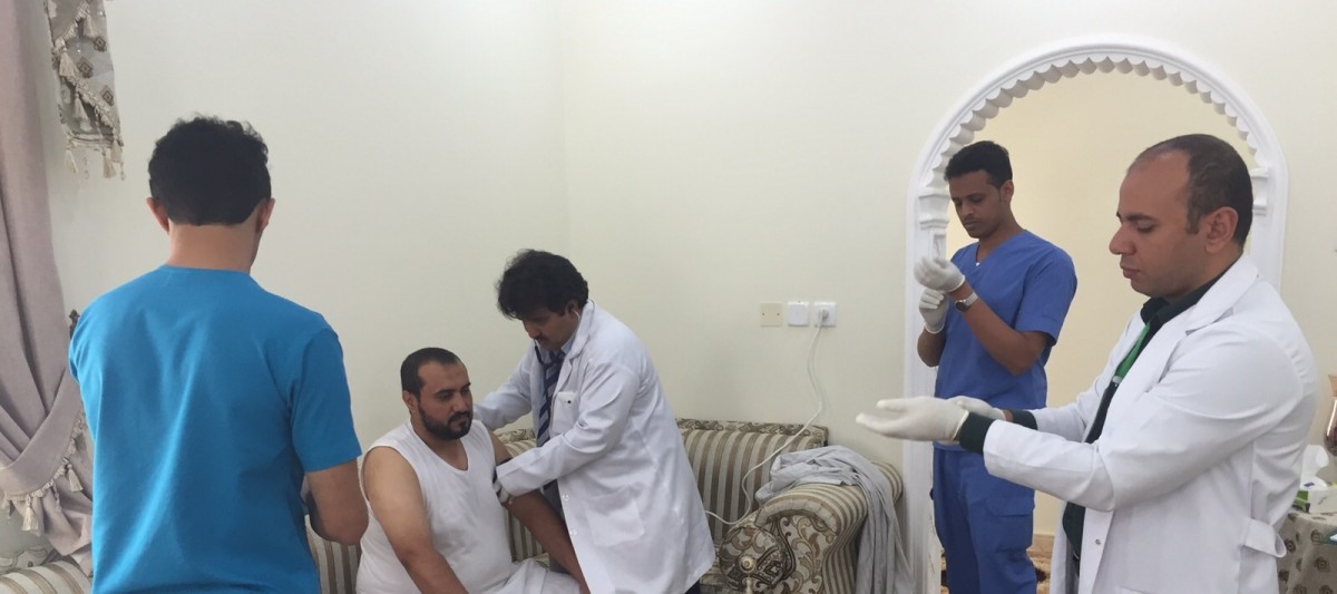 فِرَق الطب المنزلي تُواصل متابعتها لعلاج مصابي تفجير مسجد الطوارئ بعسير