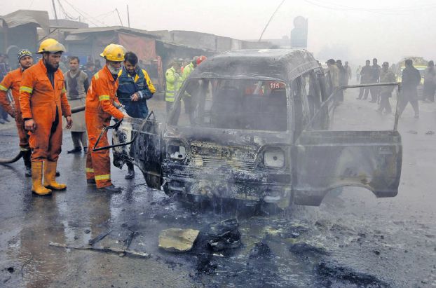 ارتفاع ضحايا الحريق في ناقلة النفط بباكستان إلى 18 قتيلاً