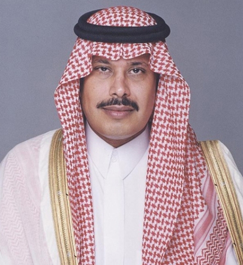 أمير #الباحة يطالب الجهات الأمنية والخدمية بتيسير أمور الحجاج