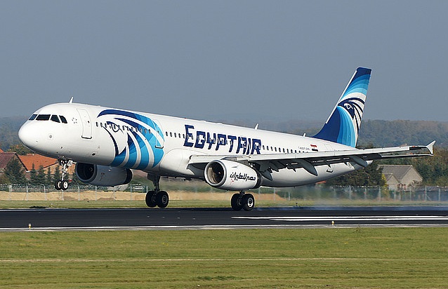 خبراء عالميون للبحث عن الصندوقين الأسودين للطائرة المصرية المنكوبة