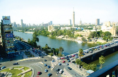 القاهرة تنفي صحة اتهامات ميليشيات ليبية بتنفيذها غارات بطرابلس