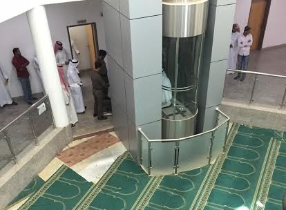 احتجاز خليجي بمصعد محكمة الخفجي