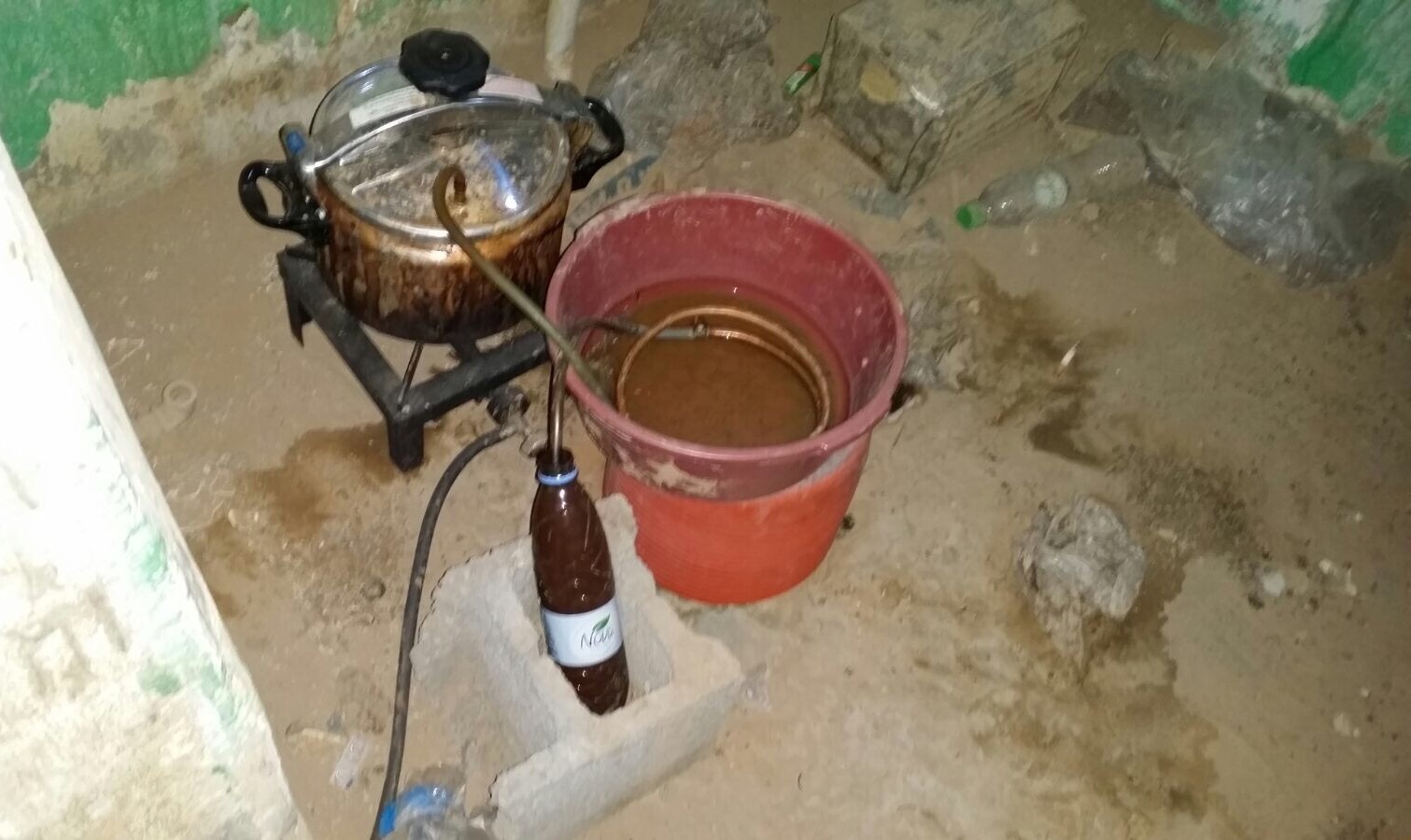 العثور على مصنع للخمور في #شرورة_نجران