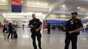 حقيبة مشبوهة تخلي قاعة الوصول بمطار لشبونة