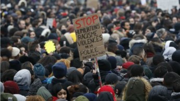 تظاهر الآلاف في فرنسا ضد عنف الشرطة