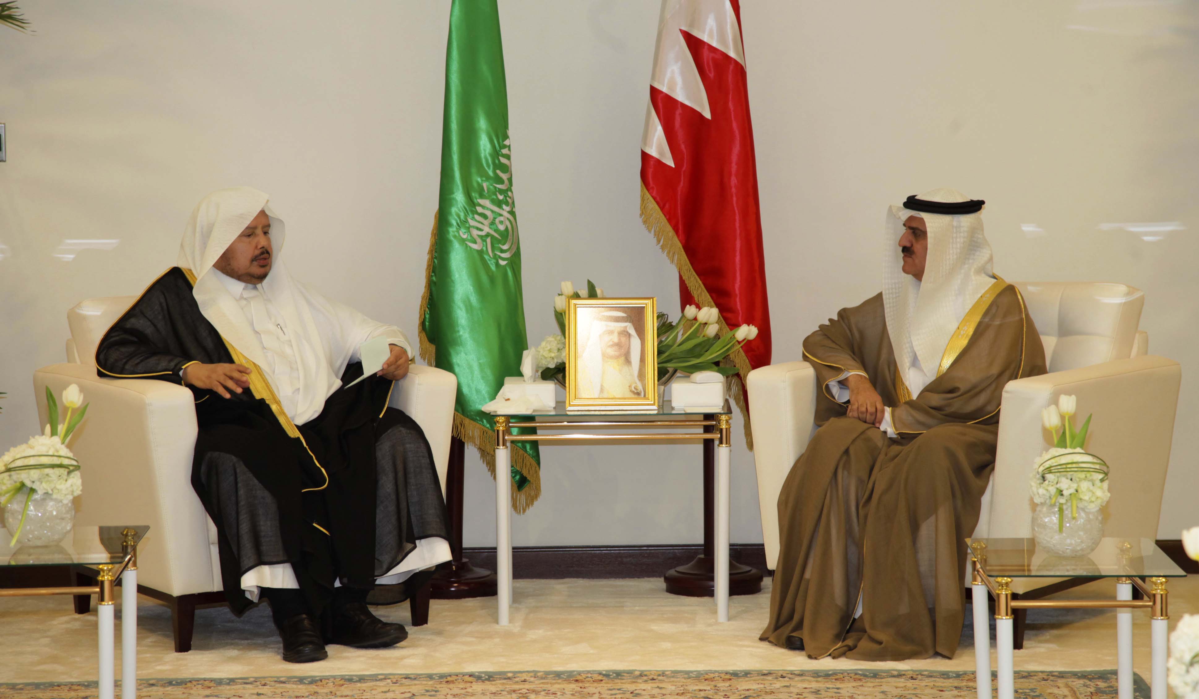 رئيس مجلس النواب البحريني يُشيد بالعلاقات الثنائية مع المملكة