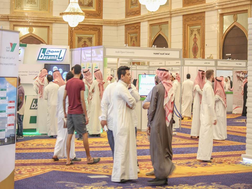 5 آلاف شاب وفتاة من رابغ يخوضون سوق العمل بعد تأهيلهم في “طموح”