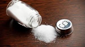 هل أنواع الملح باهظة الكلفة أفضل لصحة الجسم؟