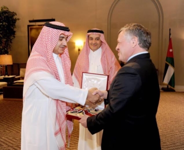 ملك الأردن عبد الله الثاني يمنح الشيخ وليد بن ابراهيم آل ابراهيم وسام الاستقلال من الدرجة الأولى5