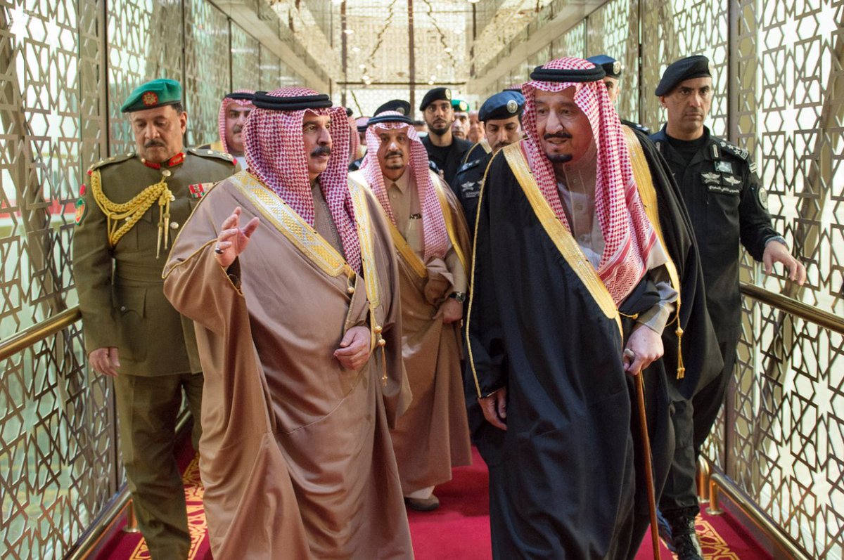 ملك البحرين : الجنادرية أصبحت تقليداً حضارياً وملتقى عربياً وإنسانياً