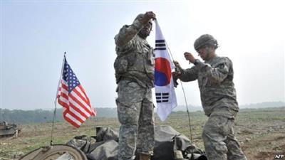 وسط توترات.. مناورات عسكرية أمريكية كورية جنوبية