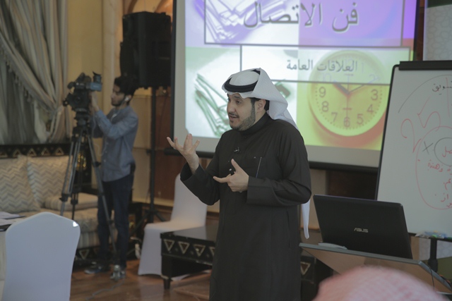 منسوبو 24 جمعية تابعة لتحفيظ الرياض يشاركون في ملتقى العلاقات العامة والإعلام والموارد المالية (3)