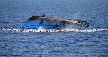 غرق 30 لاجئًا إفريقيًّا قبالة السواحل اليمنية