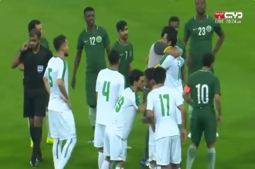 في مباراة السعودية والعراق.. وداع مؤثر للنجم مهدي كريم