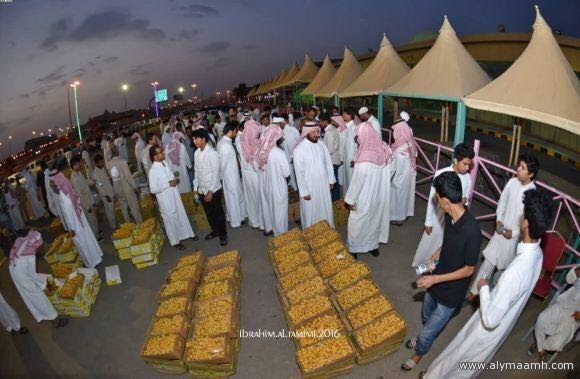 مهرجان الخرج للتمور يستقبل عدداً من الشخصيات وتعليم الخرج يدشن جناحه بالمهرجان 887