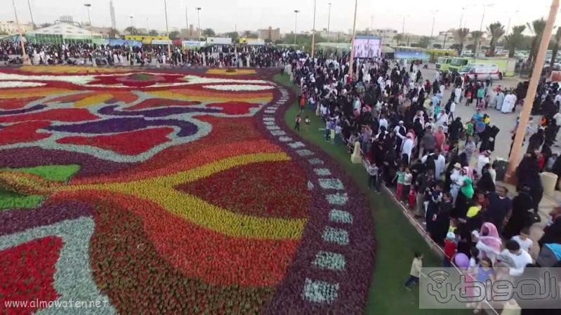 مهرجان ربيع الرياض كما بدا مساء اليوم الجمعه3