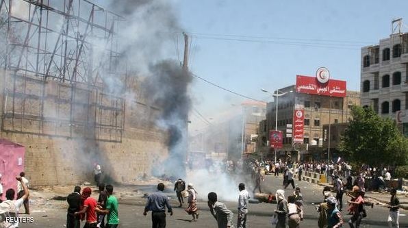 قوات يمنية تصد حوثيين متجهين إلى عدن