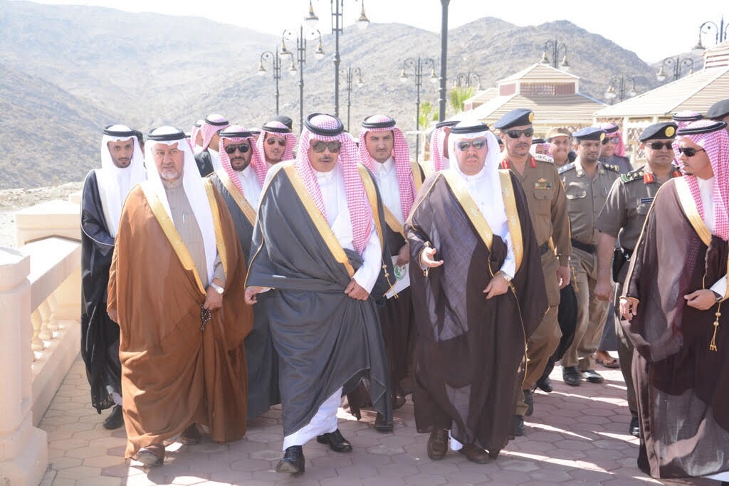 بالصور.. أمير #الباحة يفتتح المرحلة الأولى لسد الجنابين بـ #بلجرشي