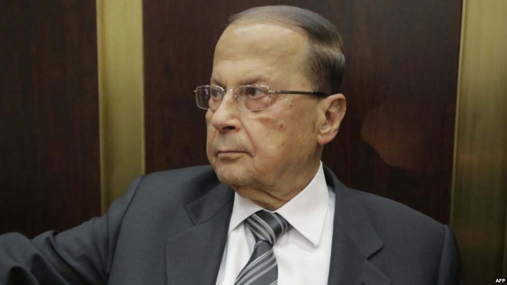رئيس لبنان يقترح إلغاء التوزيع الطائفي للوزارات السيادية