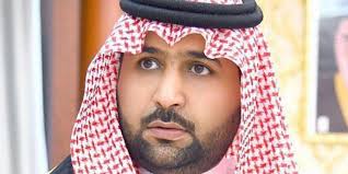 نائب أمير جازان يواسي ذوي الجندي الزائري