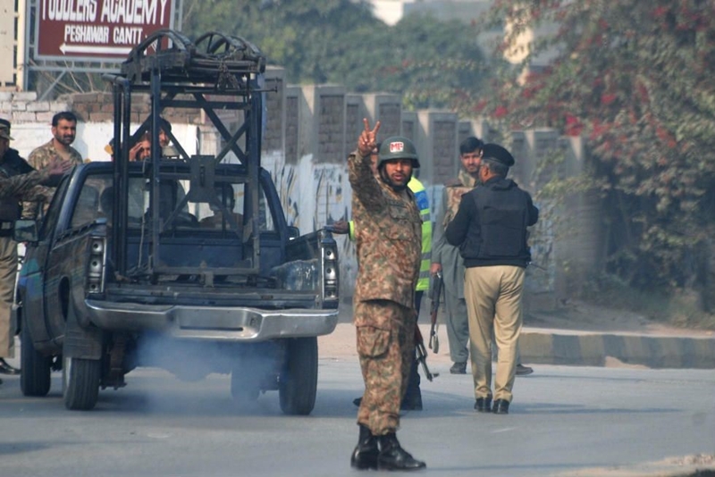44 قتيلاً في هجوم على أكاديمية للشرطة في باكستان