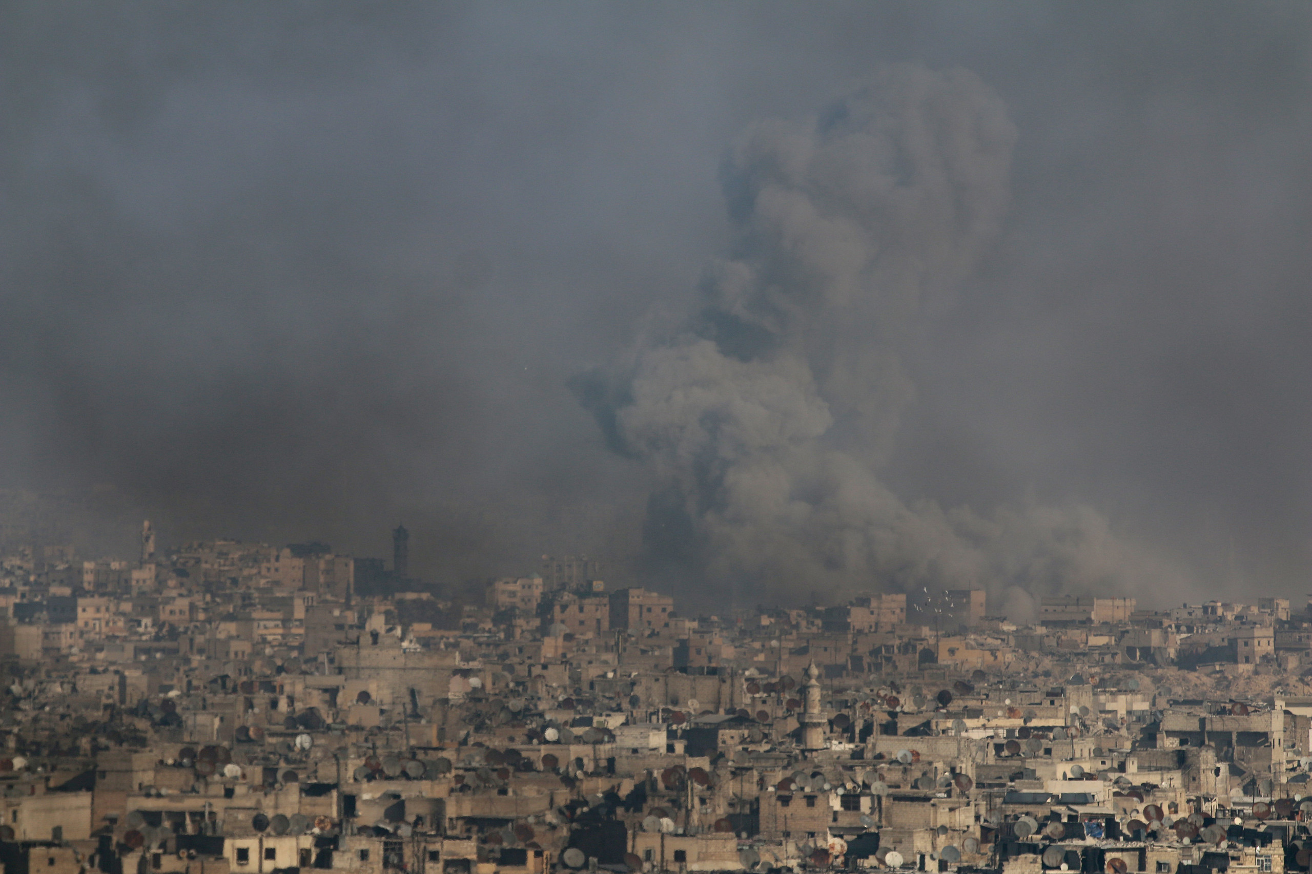 اليونيسف: إجلاء 3000 طفل من #حلب والمئات عالقون