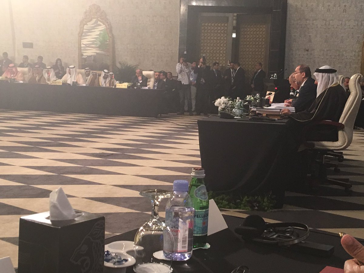 وزراء الخارجية العرب يستبقون القمة باجتماع ناقش 30 بندًا