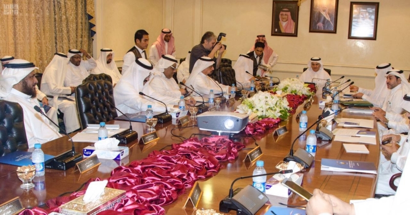 وزير البيئة ورئيس الأرصاد ومحافظ المياه يزورون هيئة المساحة الجيولوجية 3