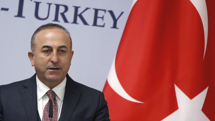 وزير الخارجية التركي: هذا ما دار بيني وبين نظيري اليوناني بخصوص تسليم الخونة الثمانية !