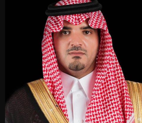 وزير الداخلية يستعرض العلاقات الثنائية مع ولي العهد البحريني
