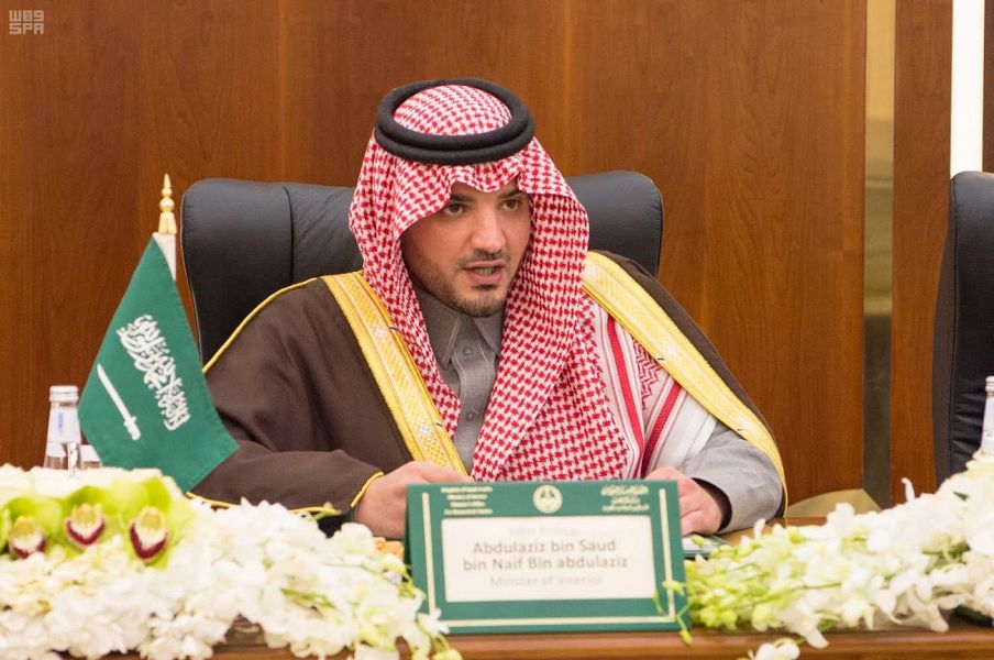 الأمير عبدالعزيز بن سعود بن نايف يبحث تعزيز التعاون مع وزير داخلية أذربيجان