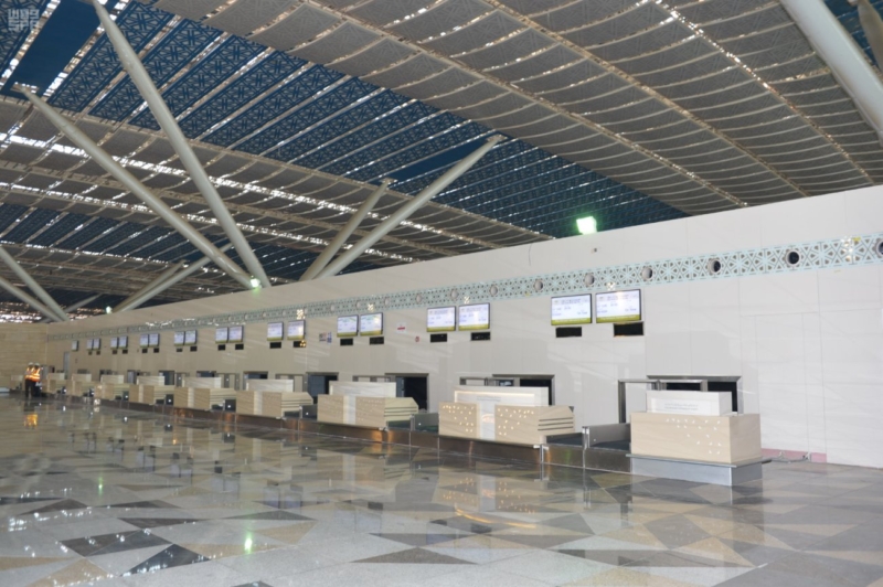 وزير النقل يتفقد مشروع مطار الملك عبدالعزيز الدولي الجديد 4