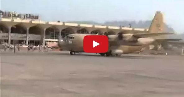بالفيديو.. وصول ثاني طائرة إغاثة سعودية لمطار عدن