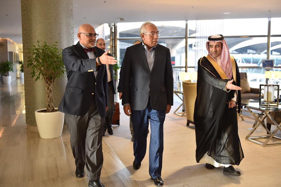 وزير التعليم الماليزي يصل الرياض لتمثيل بلاده في معرض الكتاب