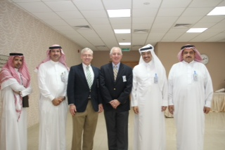 فريق طبي من جامعة مينسوتا يزور مدينة الملك سعود