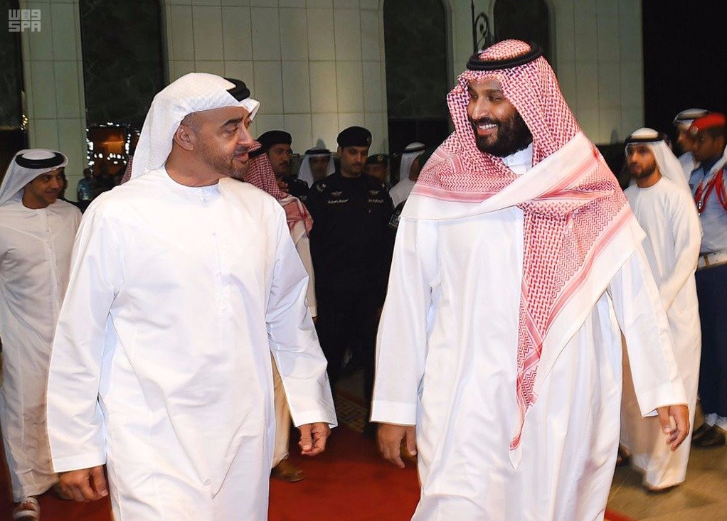 إيميل العتيبة يُغضب إيران وقطر.. الإمارات تدعم السعودية في مواجهة الأكاذيب
