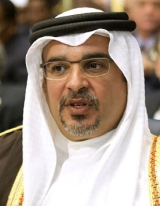 ولي عهد البحرين الشيخ سلمان بن حمد آل خليفة اثناء حضوره القمة العربية في الكويت يوم 25 مارس اذار 2014. تصوير: ستيفان مكجي - رويترز.