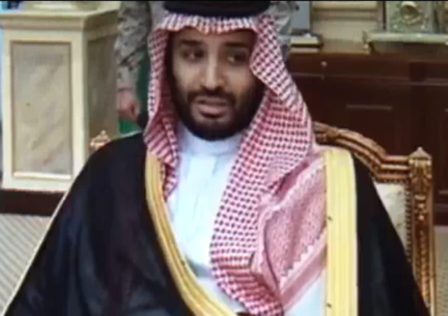 شاهد.. ماذا قال محمد بن سلمان خلال لقائه بمنسوبي القوات المسلحة؟