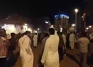 #تيوب_المواطن :يمنيون يهتفون في جدة : نفديك يا سلمان