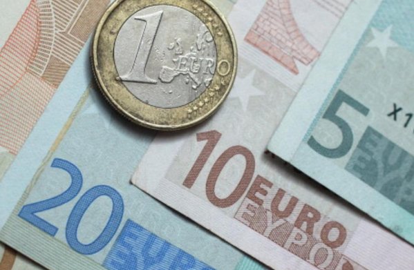 اِنخفاض نمو اقتصاد منطقة اليورو إلى النصف في الرّبع الثاني